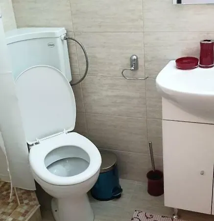 Razvan ساتورْنْ