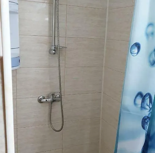 Razvan דירה סאטורן